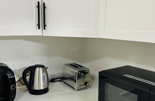 Brandon Apartamento | Beautiful Modern Two Bedroom Apartment