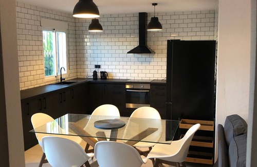 Mazarrón Casa | Impresionante villa moderna, TV del Reino Unido, WIFI, aire acondicionado, piscina privada de diseño y campo de golf