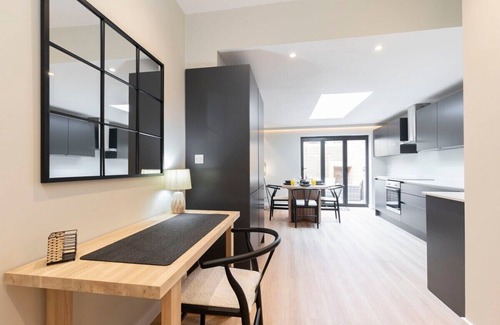 Montpellier Casa | Lujoso-Casa-Baño privado-Vista a la Calle