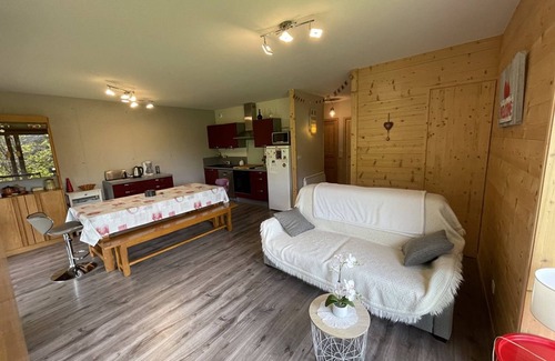Laveissiere Apartamento | Impresionante apartamento chalet con terraza, cerca de las pistas, en el centro de la estación