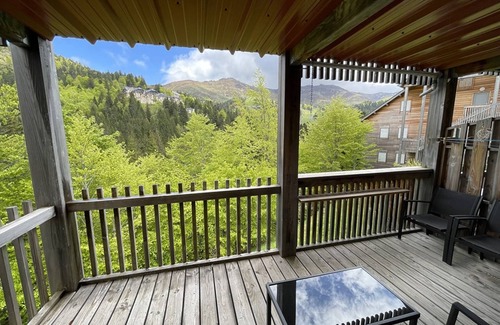 Laveissiere Apartamento | Impresionante apartamento chalet con terraza, cerca de las pistas, en el centro de la estación