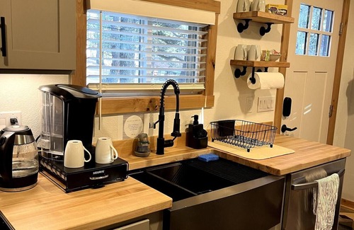 Spring Valley Cabina | Beautiful mountain getaway!