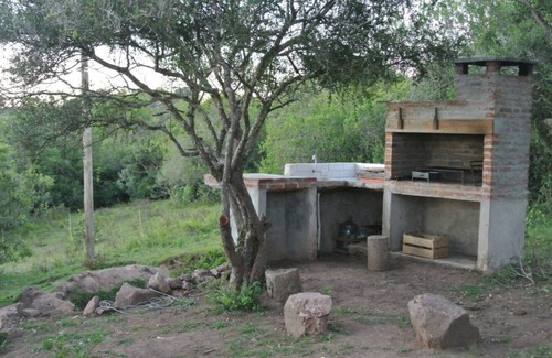 La Floresta Casa | Hermosa casa de barro en Villa Serrana con WIFI