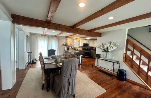Oak Bluffs Casa | Pristine Oak Bluffs Home en una ubicación central