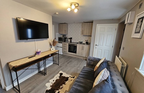 Stoke-on-Trent Apartamento | Beautiful 'n' Cosy City Center Stylish experience centrally-located home