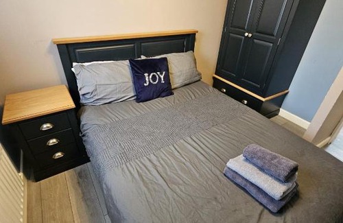 Stoke-on-Trent Apartamento | Beautiful 'n' Cosy - City Center
