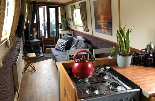 Cambridge City Centre Alquiler De Eote | Beautiful Narrowboat Glyndwr
