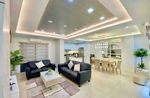 Poblacion District Casa | Beautiful new 3 level luxury Town House Davao City