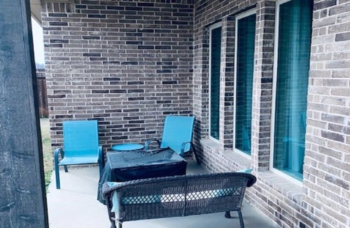 Northlake Casa | Hermosa casa nueva de 4 camas!