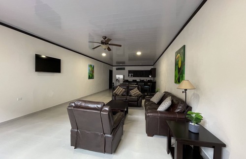 Chachagua Casa | Beautiful New 4 Bedroom 4.5 Bath Condo w/ Garage
