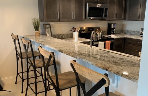 Ocean View Halifax Estates Condominio | Beautiful New Beachfront Condo