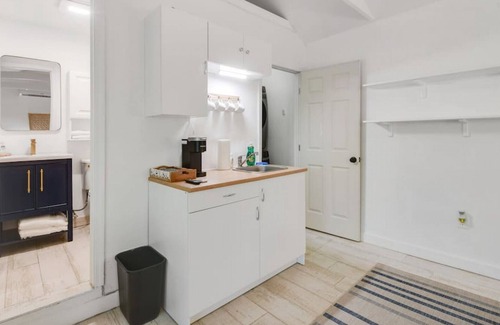 Poiciana Park II Casa | Beautiful New Cottage in West Palm Beach