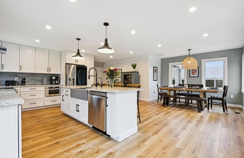 Gambrills Casa | Beautiful New Renovated Home on 3 Acres Between Annapolis/DC/Balt