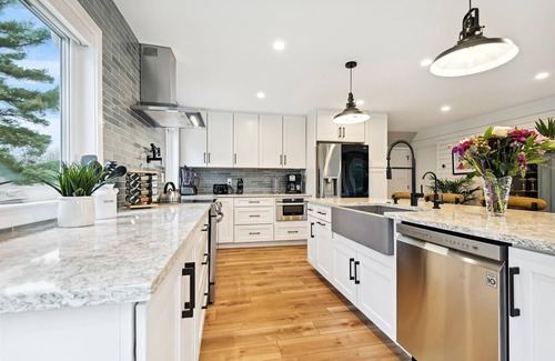 Gambrills Casa | Beautiful New Renovated Home on 3 Acres Between Annapolis/DC/Balt