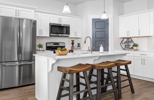 Vineyard Casa | Beautiful New Townhome in Vineyard!