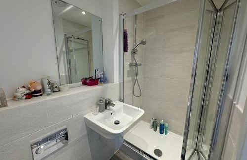 Great Baddow Apartamento | Beautiful Newbuild 5 bedroom Town House