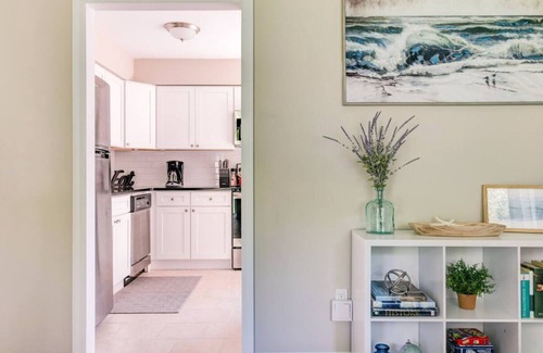Hampton Bays Casa | Beautiful newly renovated Hampton Bays home w/heated pool close to ocean beaches