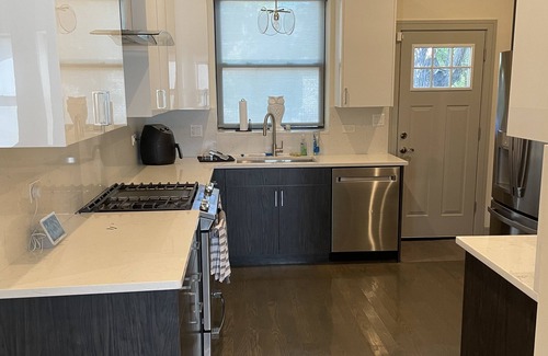 Woodlawn Casa | Beautiful newly renovated townhome, very quite, safe, centralized location.