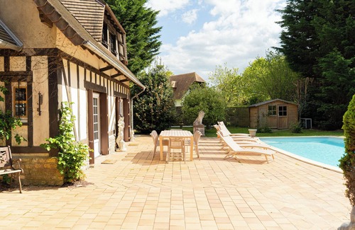 Auberville Casa | Beautiful Normand-style house with pool, 3 minutes from the beach