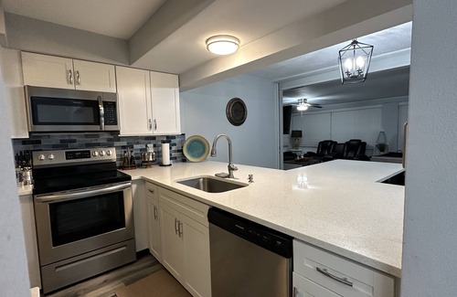 Lochmoor Waterway Estates Casa | Beautiful North Fort Myers Home w/ Hot Tub & Boat Lift