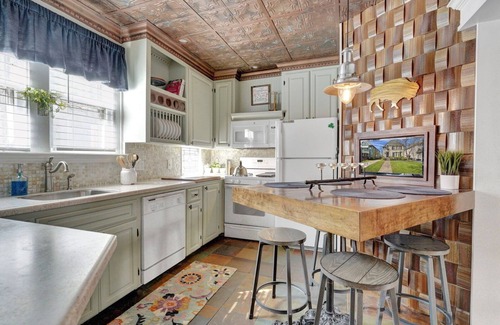 North Buffalo Apartamento | Beautiful North Buffalo Apartment