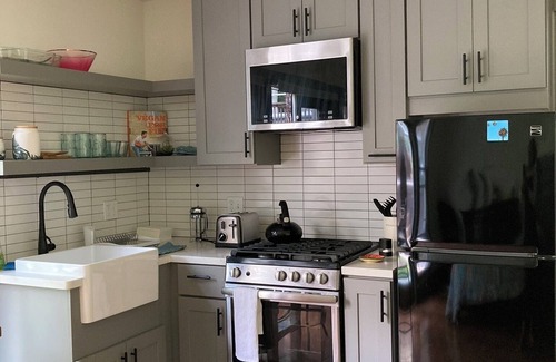 Glenview Apartamento | Beautiful Oakland Hills Studio Apartment