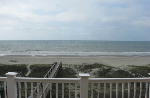 Ocean Isle Beach Casa | Hermosa casa frente al mar con impresionantes vistas