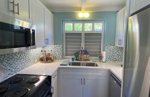 Teagues Bay Villa | Beautiful Ocean View Villa with private pool