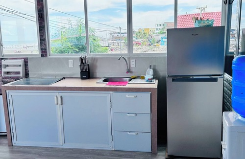 Pedernales Casa | Beautiful ocean view house, garage, Ac, laundry, fully equipped, dog friendly 🐕