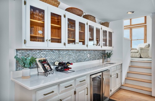 Spindrift Casa | Beautiful Oceanfront in the Heart of Duck with Spectacular Views