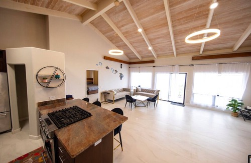 Kailua-Kona Casa | Beautiful Oceanview Home