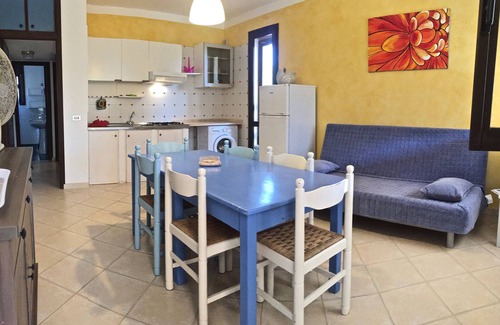 Sant'Antioco Apartamento | Hermoso apartamento de una habitación cerca del mar