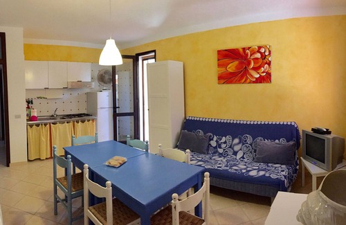 Sant'Antioco Apartamento | Hermoso apartamento de una habitación cerca del mar