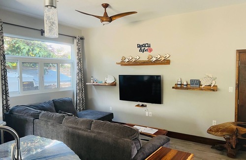 Placentia Complejo | Beautiful One Bedroom, Full Kitchen in Placencia village