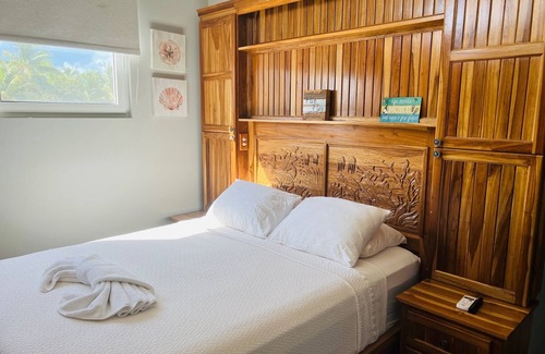 Placentia Complejo | Beautiful One Bedroom, Full Kitchen in Placencia village