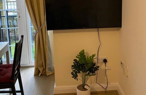 Luton Apartamento | Beautiful One Bedroom Flat