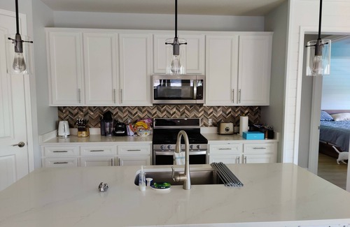 Lake Worth Casa | Beautiful One Story Home with Heated Spa/Pool