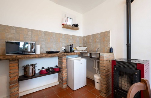 San Damiano dʼAsti Casa | Estupenda casa de vacaciones privada con A/C, WIFI, TV, patio, mascotas permitida, vista panorámica