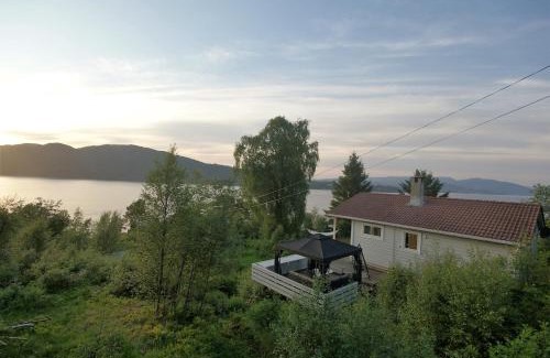 Osteroy Casa | Beautiful panorama fjord wiew 40 min from Bergen