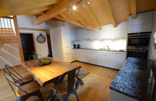 Lauterbrunnen Apartamento | Precioso ático con impresionantes vistas del valle de Lauterbrunnnen