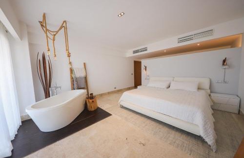 Playa Mujeres Apartamento | Beautiful penthouse by the beach