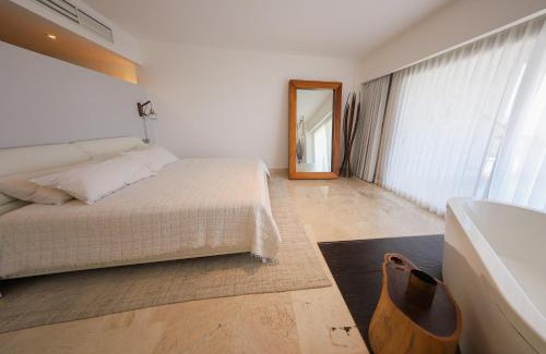 Playa Mujeres Apartamento | Beautiful penthouse by the beach
