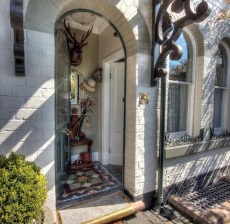 Chester Casa | Beautiful period cottage, exceptional riverside location in the heart of Chester