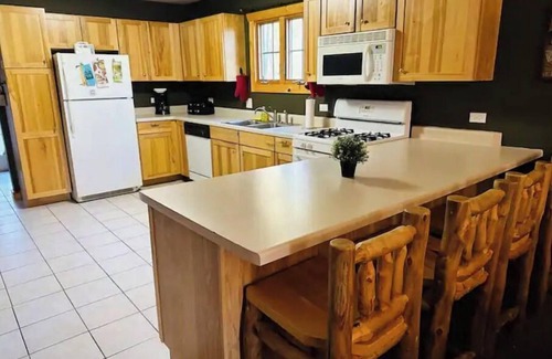 Utica Cabina | Beautiful place at Starved Rock - North Utica