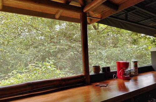 Montezuma Cabina | Beautiful place with river walk in Montezuma