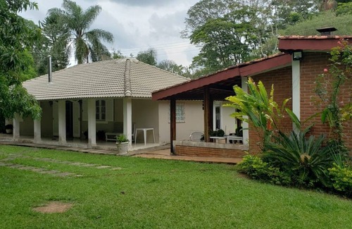 Jardim Brasil Casa | Hermoso lugar con piscina, barbacoa, campo de fútbol, ​​zona de juegos y el lago.