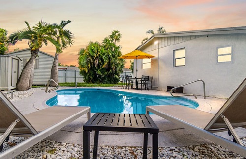 Boulevard Heights Casa | Beautiful Pool House | Close to Hard Rock Hotel