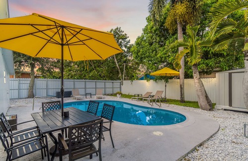 Boulevard Heights Casa | Beautiful Pool House | Close to Hard Rock Hotel