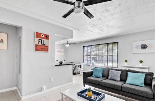Boulevard Heights Casa | Beautiful Pool House | Close to Hard Rock Hotel