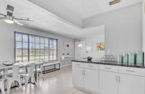 Boulevard Heights Casa | Beautiful Pool House | Close to Hard Rock Hotel